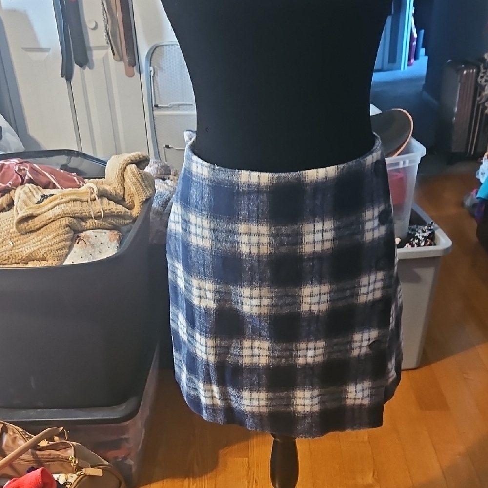 Forever 21 Navy and White Plaid Mini Skirt